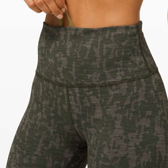 Lululemon Wunder Train High-Rise Tight 25" - Picture 3 of 8